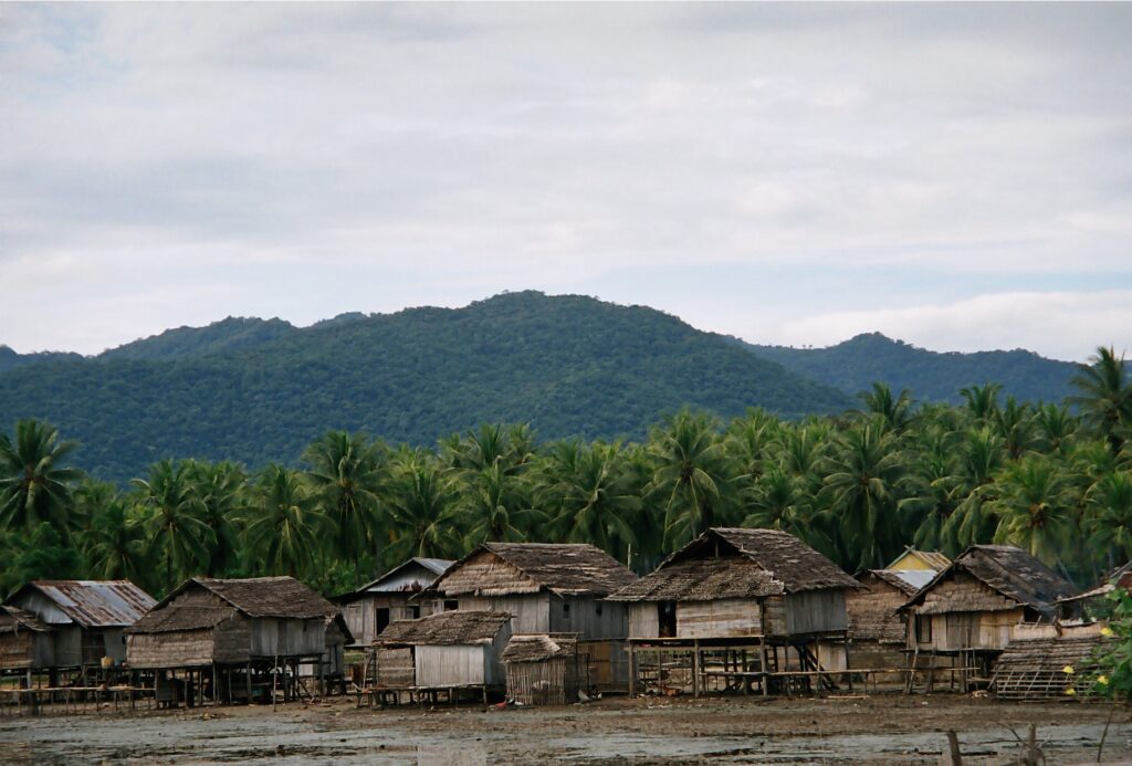 R008-004