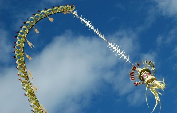 traditional-penjor-ubud-Bali