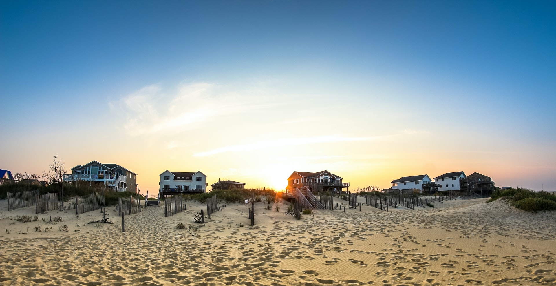 La location d'une villa en voyage, idéal à plusieurs dans notre article Location d'une villa en voyage, une belle alternative aux hôtels #villa #hebergement #voyage